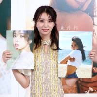 櫻坂46小林由依、写真集『意外性』取材会