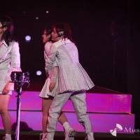 AKB48、DA PUMP・KENZOと「根も葉もRumor」