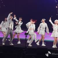 AKB48、DA PUMP・KENZOと「根も葉もRumor」
