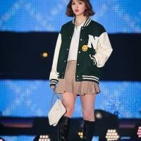 藤田ニコル「GirlsAward 2022 A/W」CALNAMUR