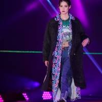 トラウデン直美「GirlsAward 2022 A/W」Top of The Hill