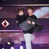 辻希美＆杉浦太陽「GirlsAward 2022 A/W」Ange Charme