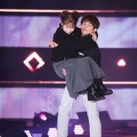辻希美＆杉浦太陽「GirlsAward 2022 A/W」Ange Charme