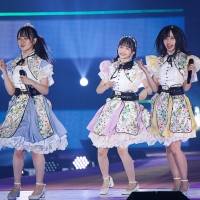 STU48、ガルアワで「花は誰のもの？」披露
