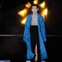 生駒里奈「GirlsAward 2022 A/W」MURUA