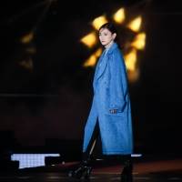 生駒里奈「GirlsAward 2022 A/W」MURUA