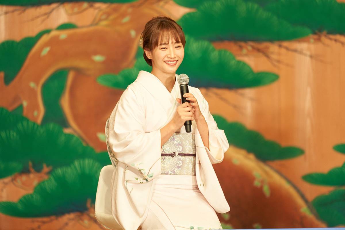 藤本美貴、和装姿に「ぴしっとした気持ち」