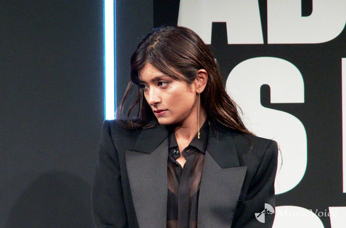 ローラ、涙ながらに訴える　パートナーからの暴力防止へ「自分を愛することはすごく大切」
