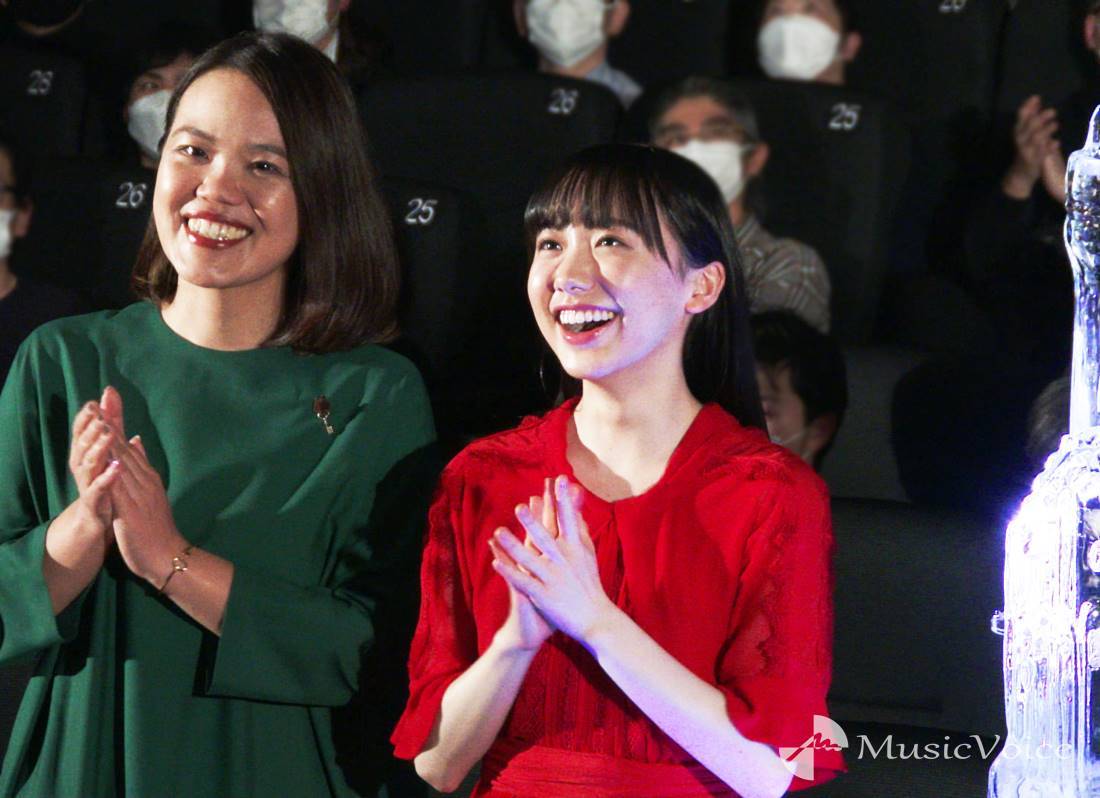 芦田愛菜、“神様のような存在”を横にド緊張「珍しく噛みましたね」