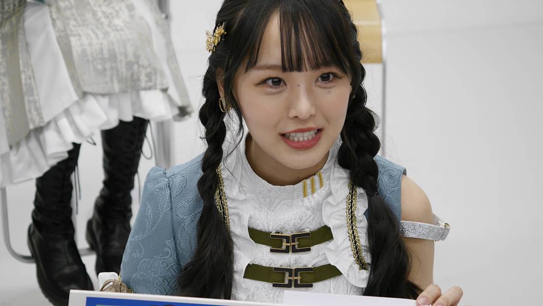 福田朱里