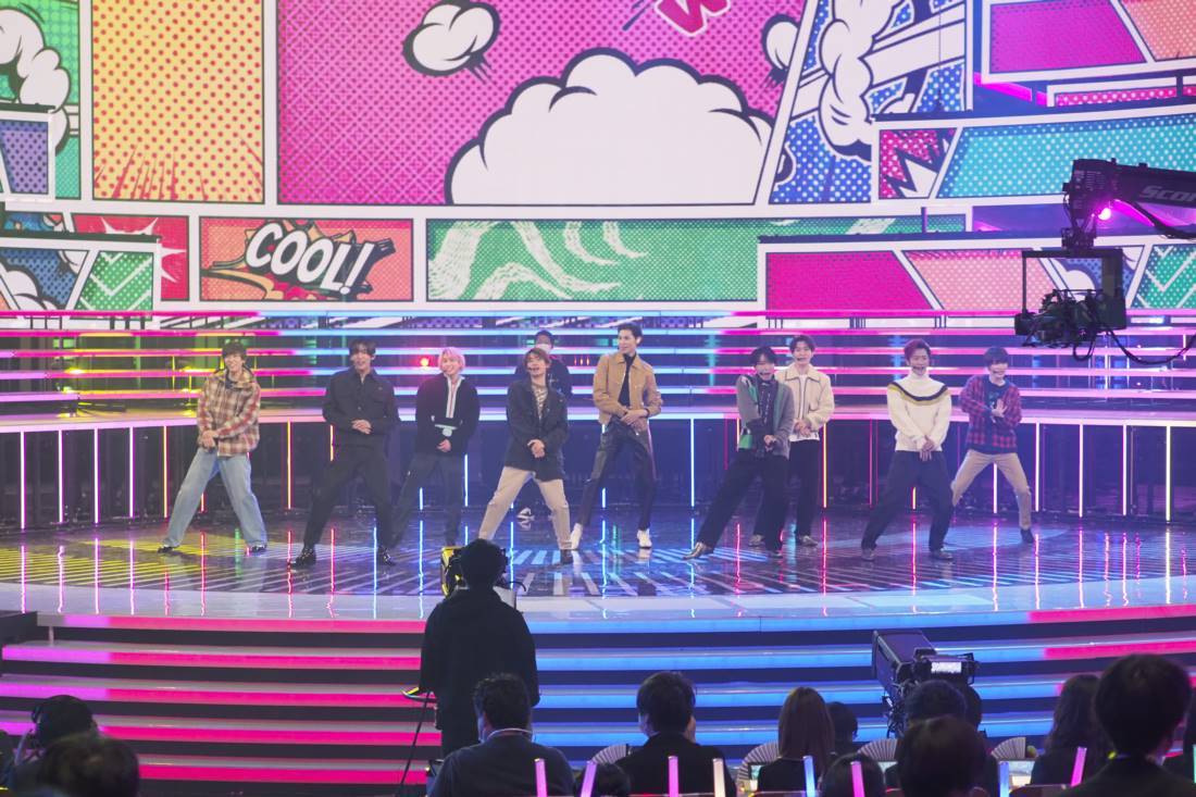 Snow Man、ミッキーに宮舘涼太が興奮　ラウールは自賛「ダンスとっても可愛くできました！」：紅白リハ