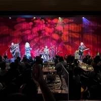 PERSONZ「皆さんの何かが変わってくれたら」ビルボードライブ横浜公演レポート