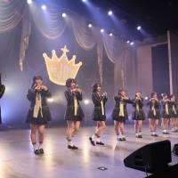 ≒JOY、オリジナル曲とカバー曲を合わせ、全19曲を全力パフォーマンス
