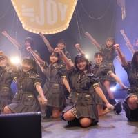≒JOY、オリジナル曲とカバー曲を合わせ、全19曲を全力パフォーマンス