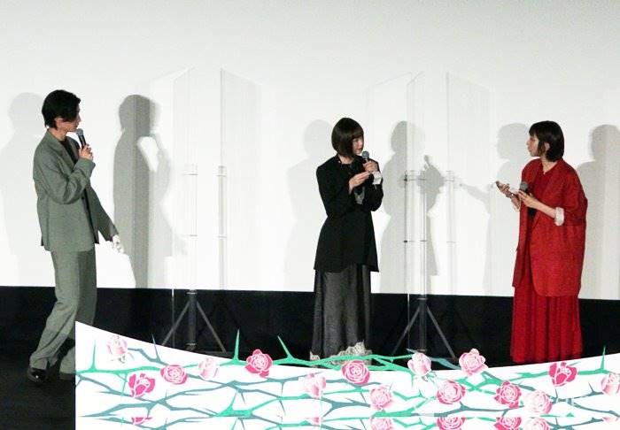 おみくじの結果に衝撃…松本穂香＆玉城ティナ、渡邊圭祐の話が上の空　“嫉妬や快楽に狂わないで”