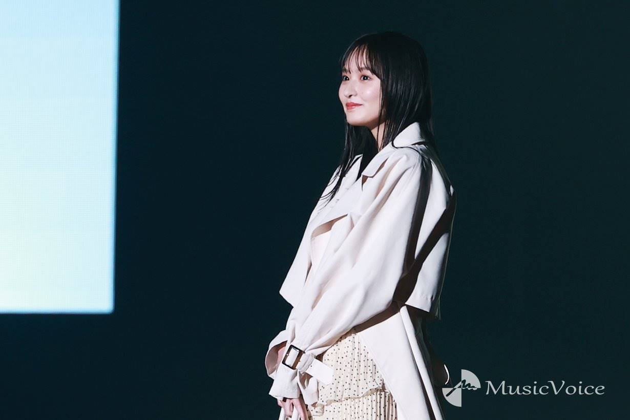 乃木坂46遠藤さくら、ちょっぴり大人な春色コーデ
