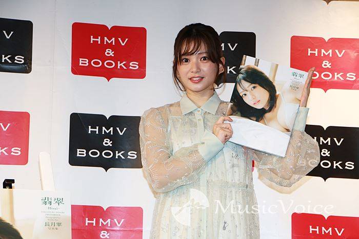 長月翠、Ｚ世代最強の童顔美乳「今後も童顔を装って」２冊目の写真集は「120点」