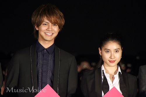 土屋太鳳と片寄涼太が結婚、第一子妊娠も　約５年前の舞台挨拶では優しく寄り添う姿も