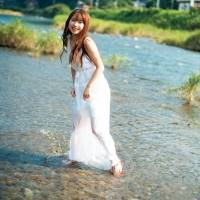石田亜佑美、写真集「Are you Ready me」