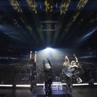 『THE LAST ROCKSTARS Live Debut 2023 Tokyo – New York – Los Angeles』