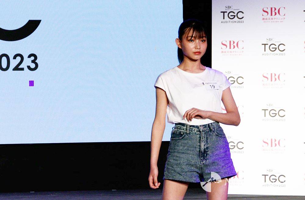 準グランプリは中学２年生13歳の岩村心愛さん、武井壮「元気娘」