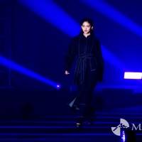 櫻坂46・山﨑天「TGC 和歌山 2023」AZUL BY MOUSSY
