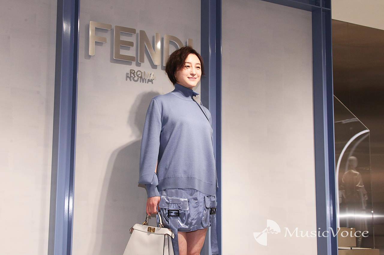 広末涼子、ミニスカ＆厚底ブーツで美脚披露「高校時代を思い返して…」