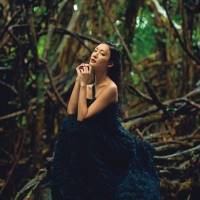 菜々緒、写真集『DIVINE』