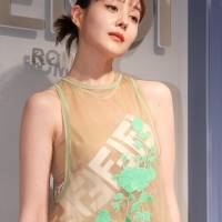 トリンドル玲奈「パラッツォ フェンディ 表参道」レセプションイベント