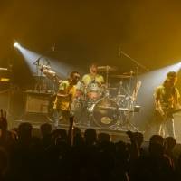 ザ・クロマニヨンズ、全国ツアーがZepp Hanedaを皮切りにスタート