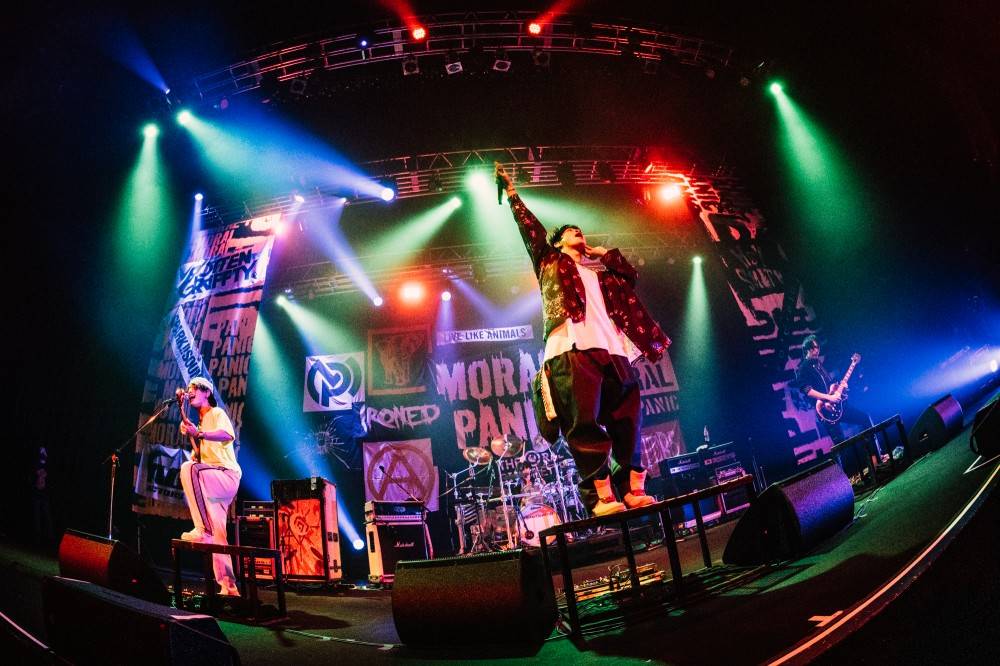 オーラル、対バンツアースタート　ROTTENGRAFFTYと火花を散らした初日公演