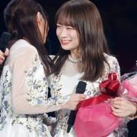 乃木坂46「生まれ変わっても絶対に乃木坂に」秋元真夏卒業コンサートレポート