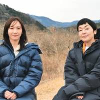 「アサヒ 十六茶」新旧キャラクターが共演