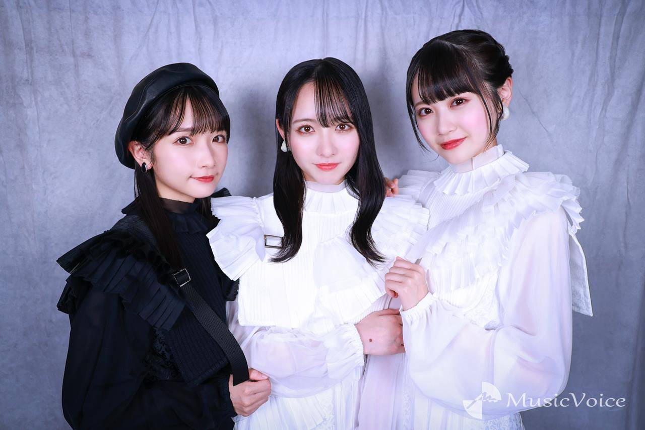 高雄さやか、石田千穂、中村舞