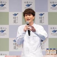 芝大輔「綾鷹カフェ」新製品発表会