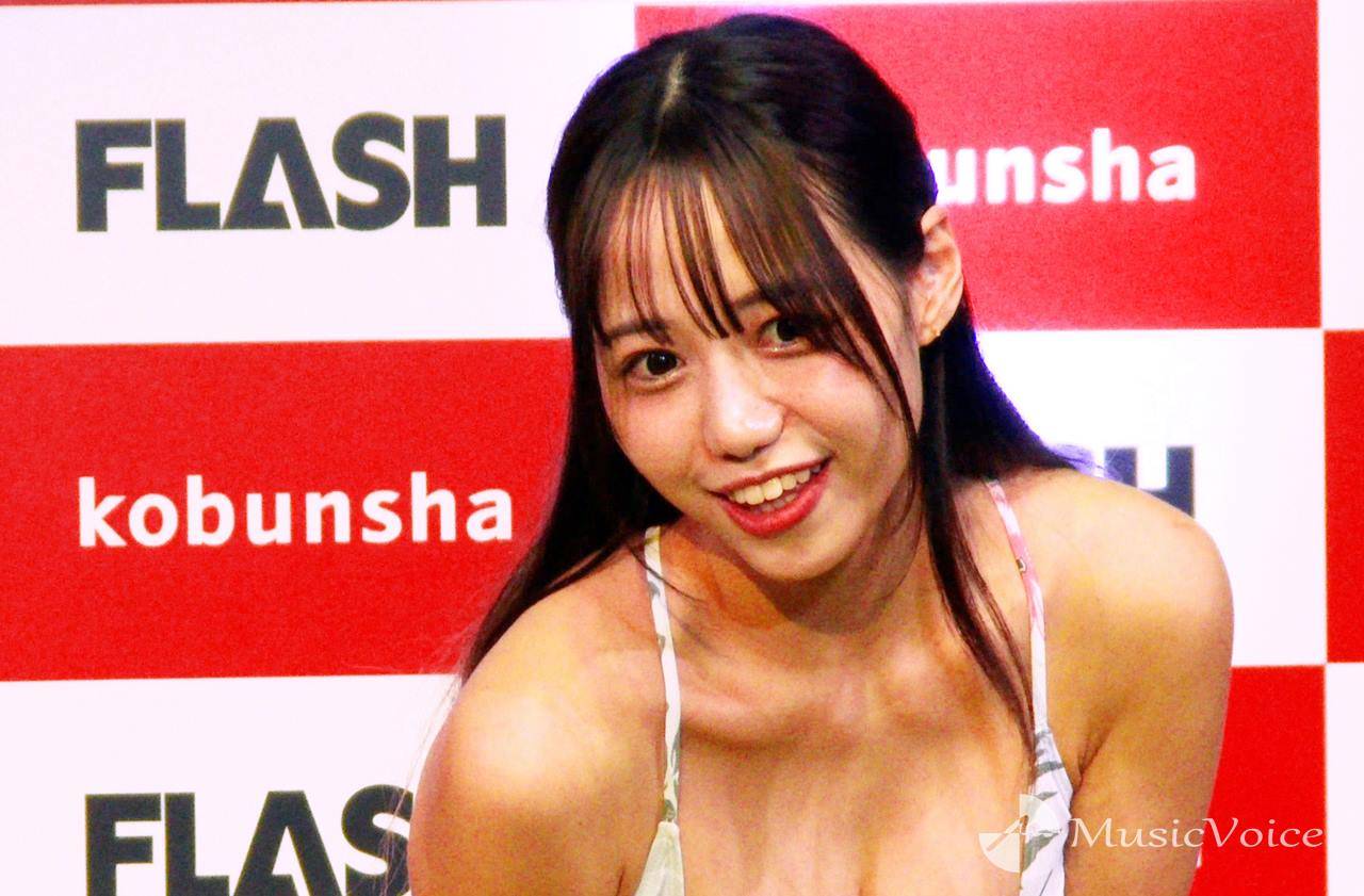 ミスFLASH2023・弓川いち華、Ｕ字ビキニでランウェイ「珍しいかなって」
