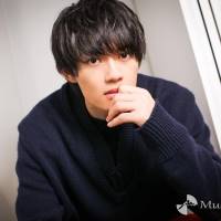 佐野勇斗『おとなりに銀河』インタビュー