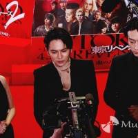今田美桜、Ｖネックドレスでレッドカーペット　北村匠海＆杉野遥亮とサウンドバイツ