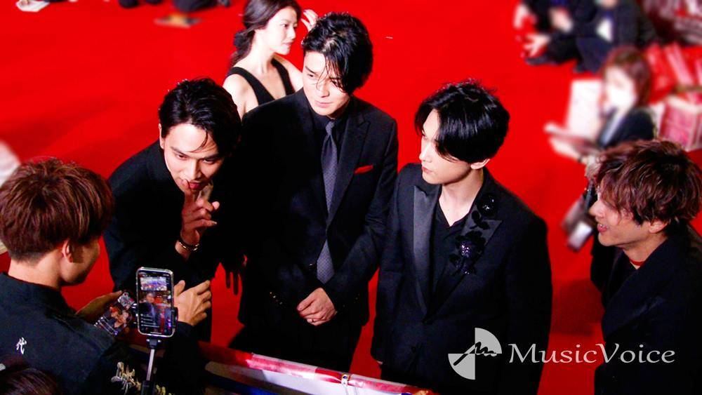 東卍集結、堀家一希が吉沢亮＆山田裕貴＆眞栄田郷敦にインタビュー　北村匠海も参戦