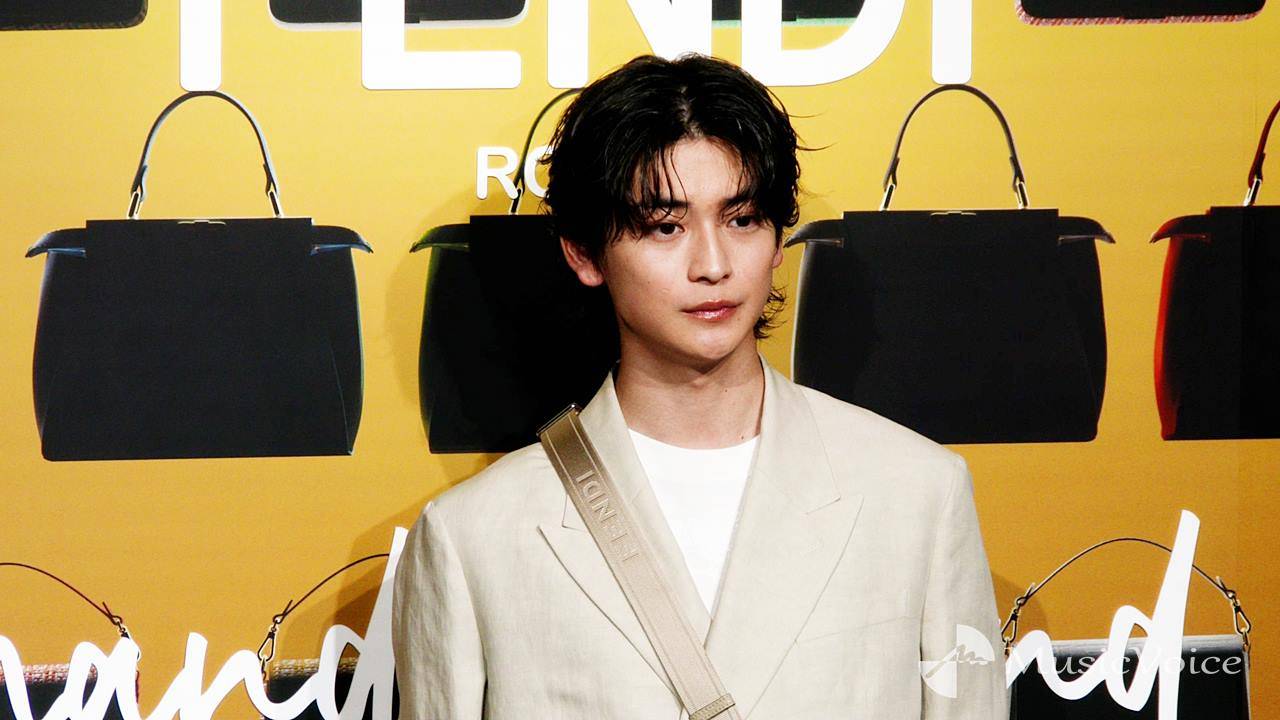 高橋文哉、FENDI展で抜け感セットアップ披露　GW休みなら「かっこいい街に行きたい」