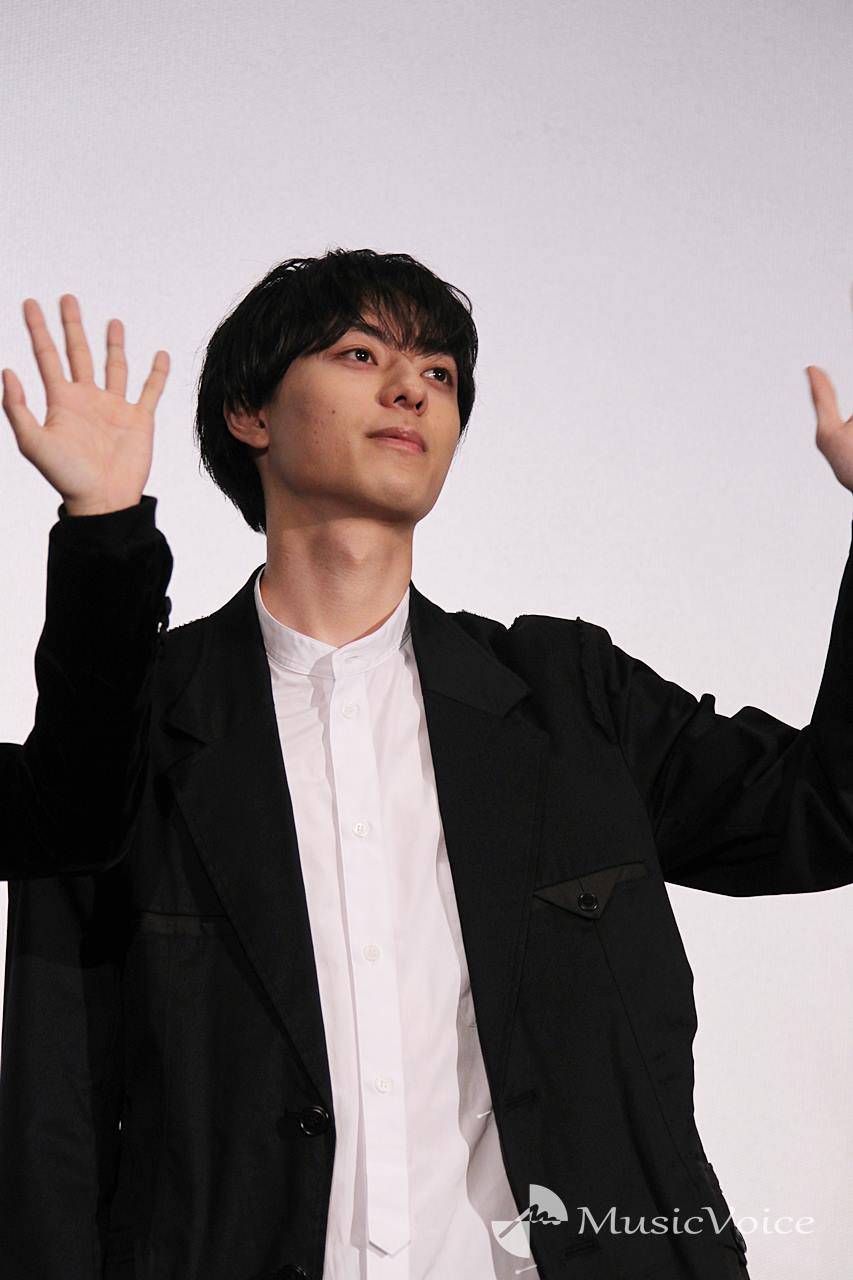 作間龍斗、横浜流星の背中は「大きかった」ヒゲ姿は「びっくりした」