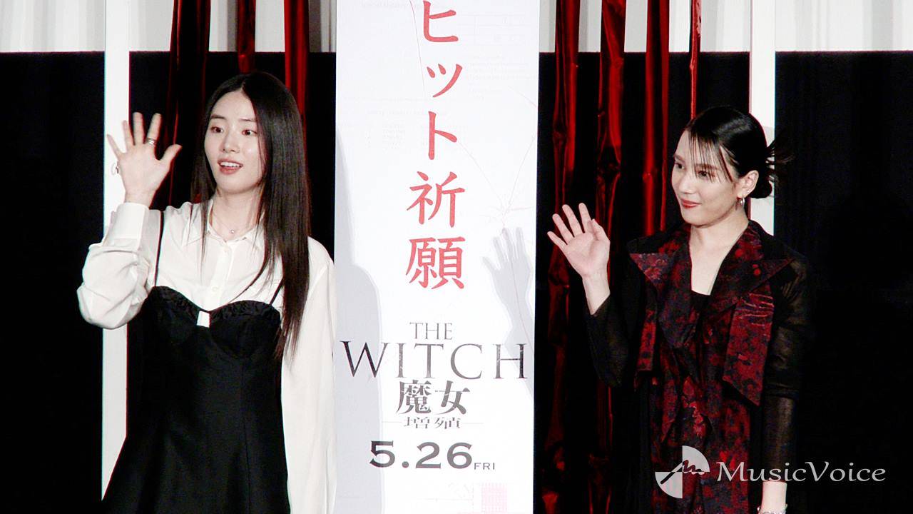 韓国期待の新星シン・シアが初来日、日本語でキュートに挨拶　ミニワンピで美脚も
