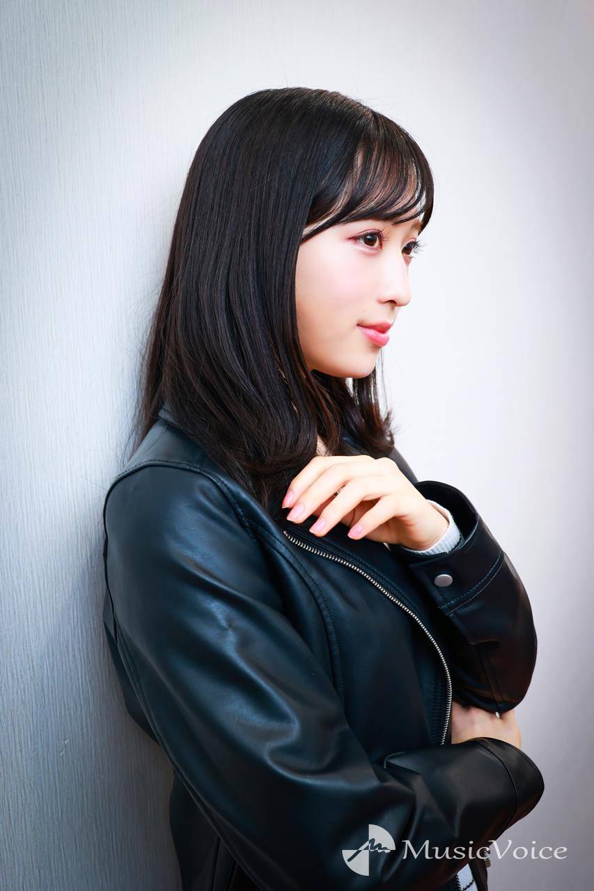 小栗有以