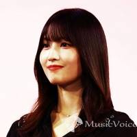TWICE・MOMO、胸元大胆　美スタイル際立つビスチェ姿に「女神のよう」