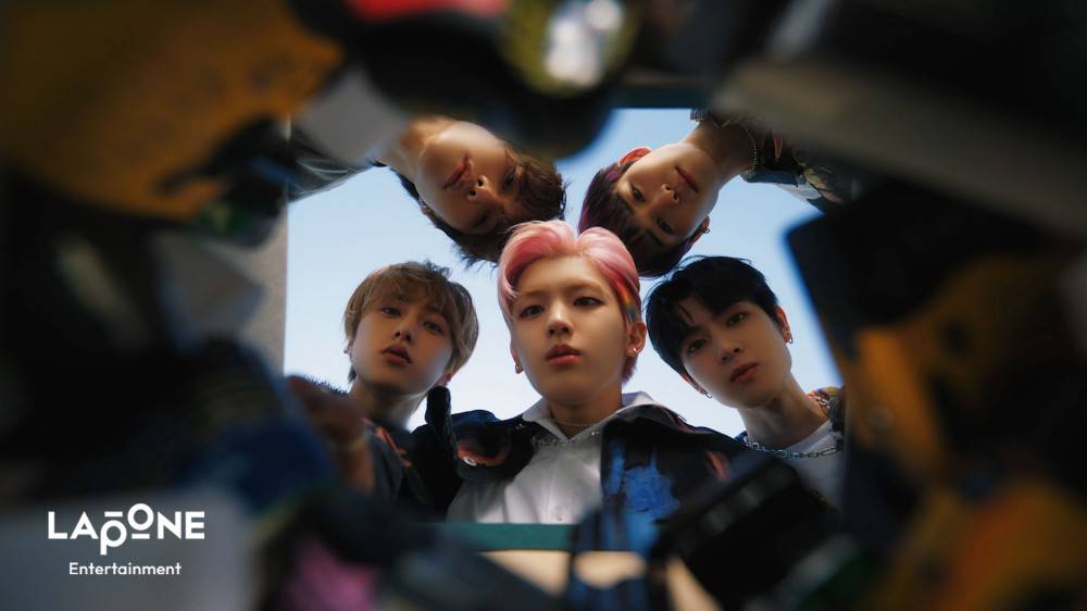 INI、幼少期の写真を使用した『DROP That』Concept Trailer公開