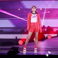 香音：Rakuten GirlsAward 2023 S/S