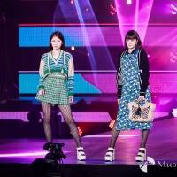 NiziU・AYAKA＆NINA：Rakuten GirlsAward 2023 S/S