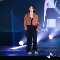 若月佑美：Rakuten GirlsAward 2023 S/S