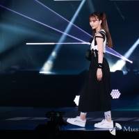 藤田ニコル：Rakuten GirlsAward 2023 S/S