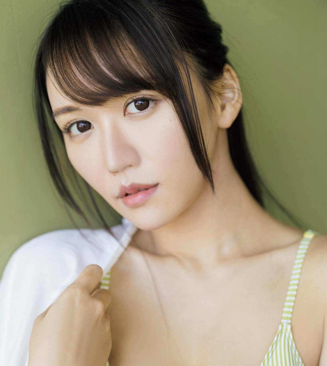 元CA橘和奈、Ｇカップの美ボディを水着姿で大胆披露